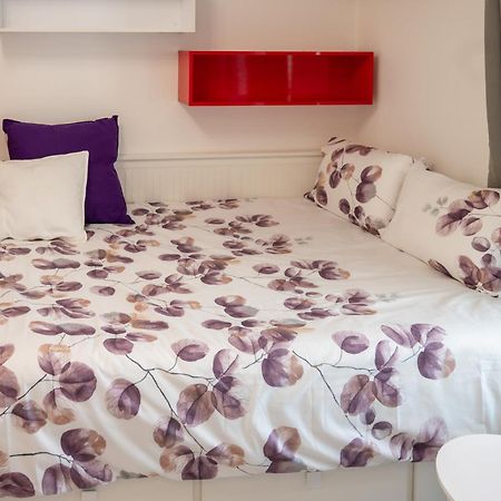 Апартаменти Colorful Studio With Balcony - Free Parking Софія Екстер'єр фото